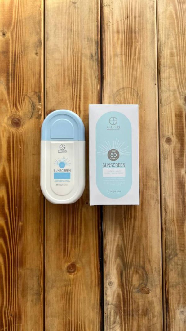 کرم ضدآفتاب بی رنگ استلین Ultra Light حجم 100 گرم
